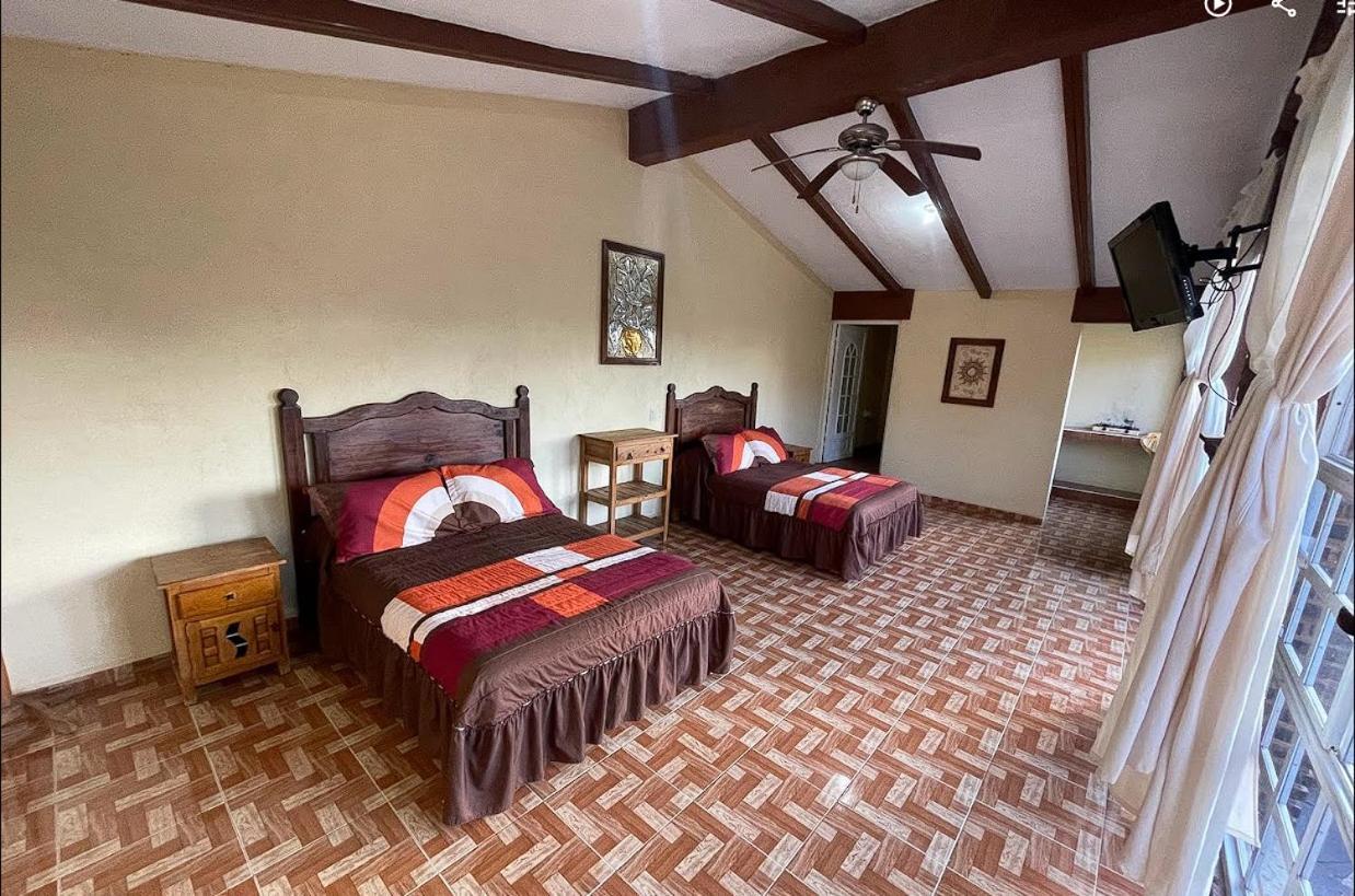 Hotel Quinta Las Bugambilias Tecozautla Exterior foto