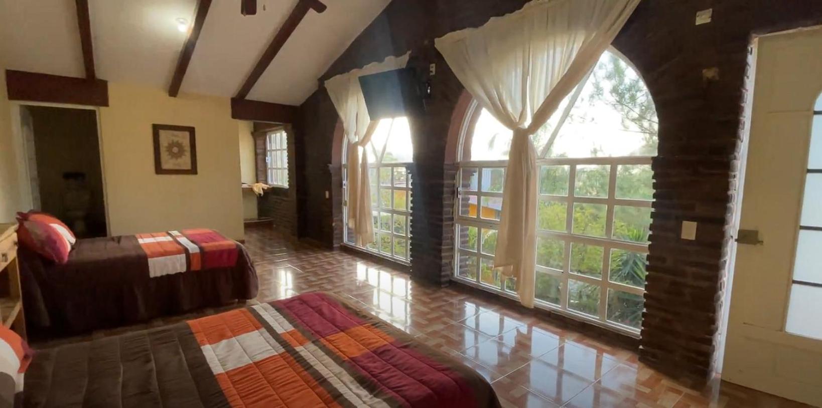 Hotel Quinta Las Bugambilias Tecozautla Exterior foto